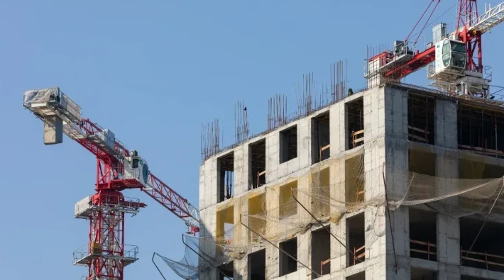 ЖК строят вплотную к больнице в Астане: будут ли власти останавливать застройщика - informburo.kz - «Уют и комфорт»
